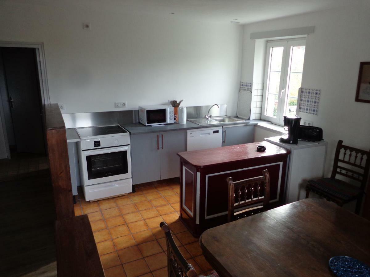 Ahurtenia Apartment *